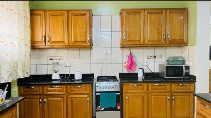 Palatine Apartments Makindye Kizungu, Kampala Eksteriør billede